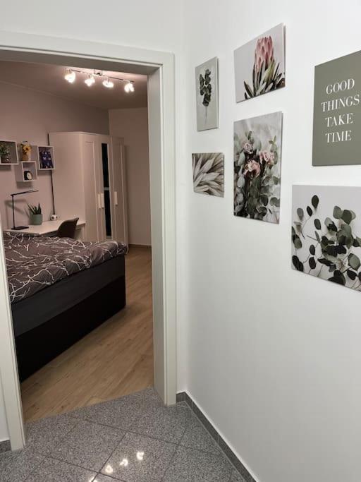 Neu Sanierte Wohnung Fuer 2-4 P 에슈베게 외부 사진